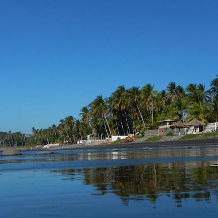 Punta Roca Surf Resort La Libertad Exterior foto